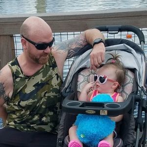 Meet your Posher, Adam